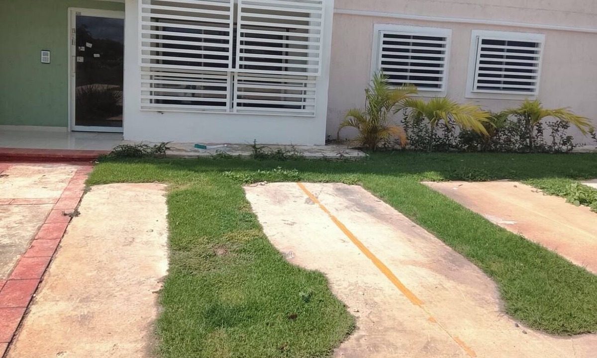 Santo Domingo Este Apartment | 3-bedroom apartment in serene Santo Domingo Este with AC