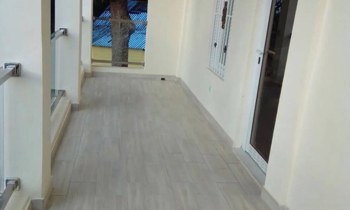 Paraiso Apartment | 3-bedroom apartment in lovely Paraíso with AC