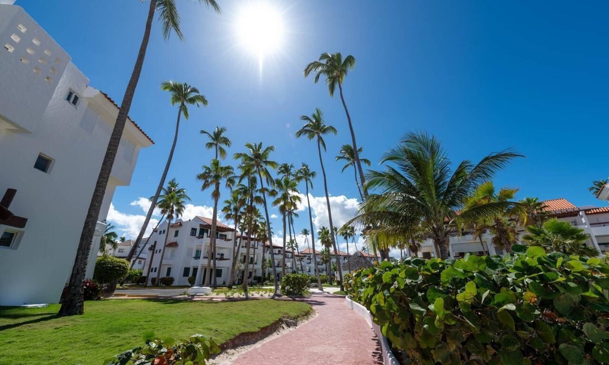 El Cortecito Apartment | 3-bedroom beachfront apartment in Stanza Mare