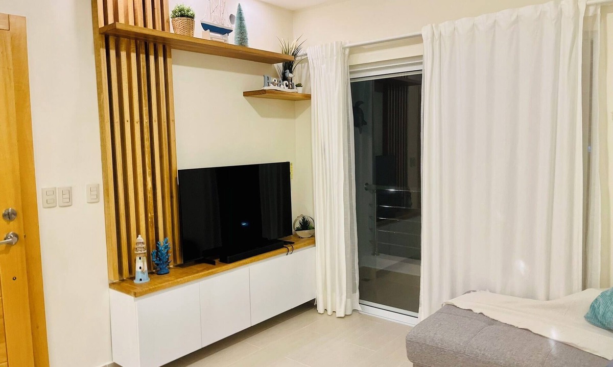 Los Melones Apartment | Bayahibe Beach Apartment with 2Bed, 1Bath, 5min Walk to Beach, Pool, Balcony, AC