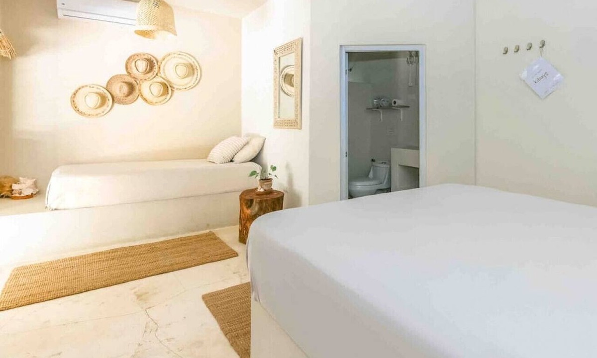 Cabarete Villa | Beach Lover Comfort Room with Extra Bed