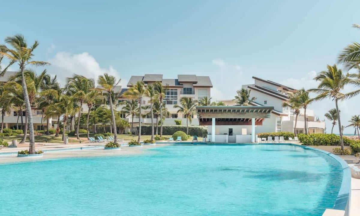 Punta Cana Apartment | Beachfront Apartment with Pool & Ocean Views