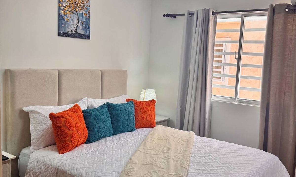 Los Frailes Apartment | Beachfront apartment, colonial district