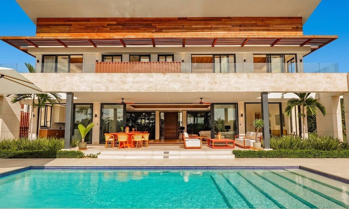 La Romana House | Casa Carina by Luxe Haus™ - Butlered Villa, Staff, Pool, Golf Carts