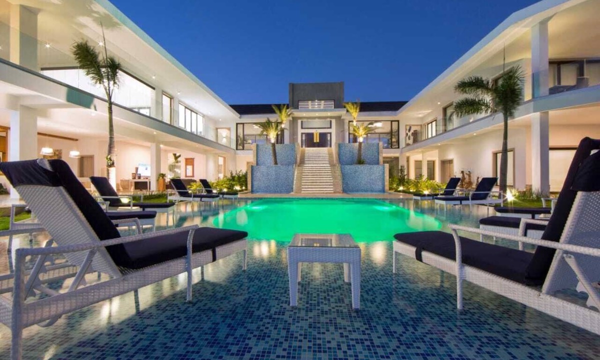 Casa de Campo Villa | Casa de Campo’s Ultimate Group Villa Pool, Cinema & Pickleball