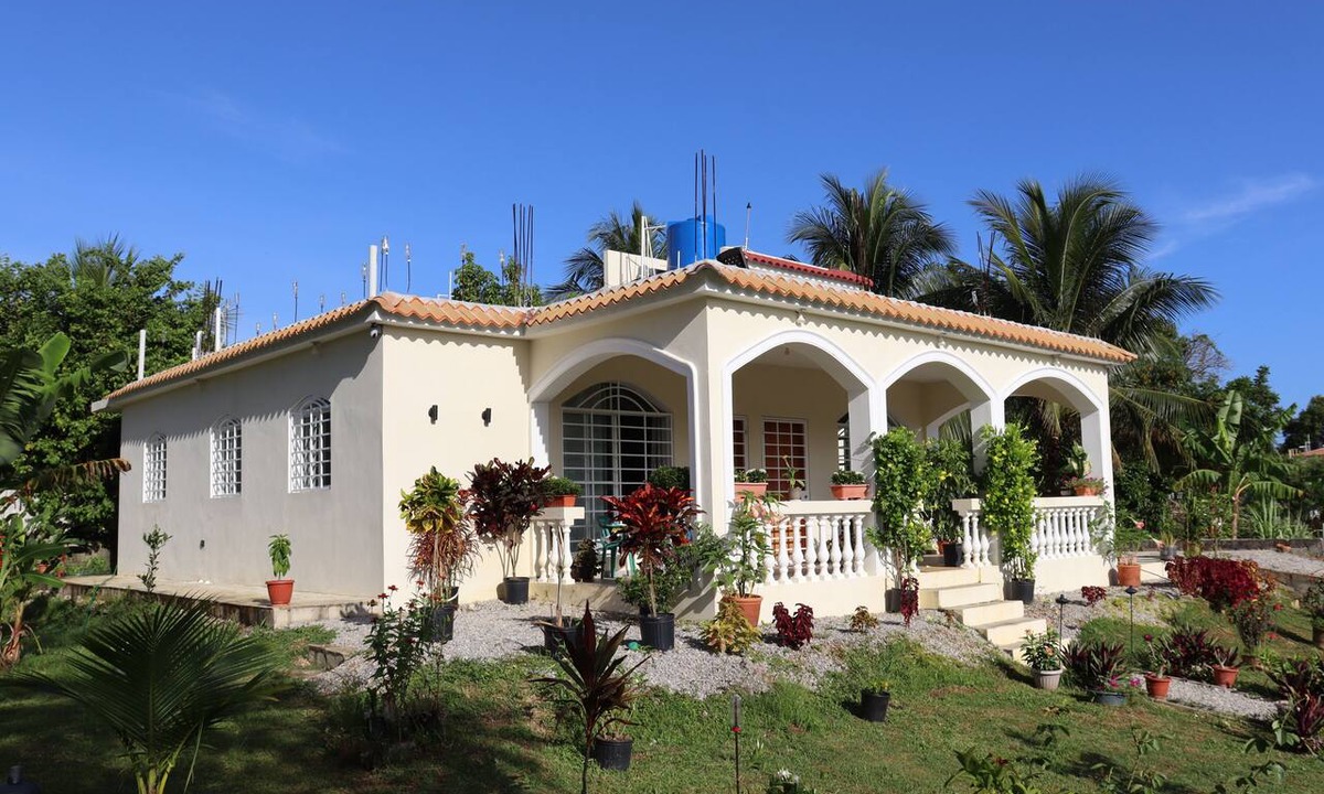 Barrio El Hospital Apartment | CasaMIA RD: Your Caribbean Getaway.