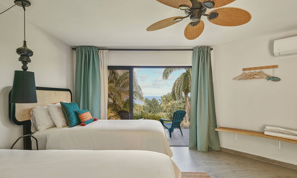 Cabrera Cabin | Catalina Tropical Lodge