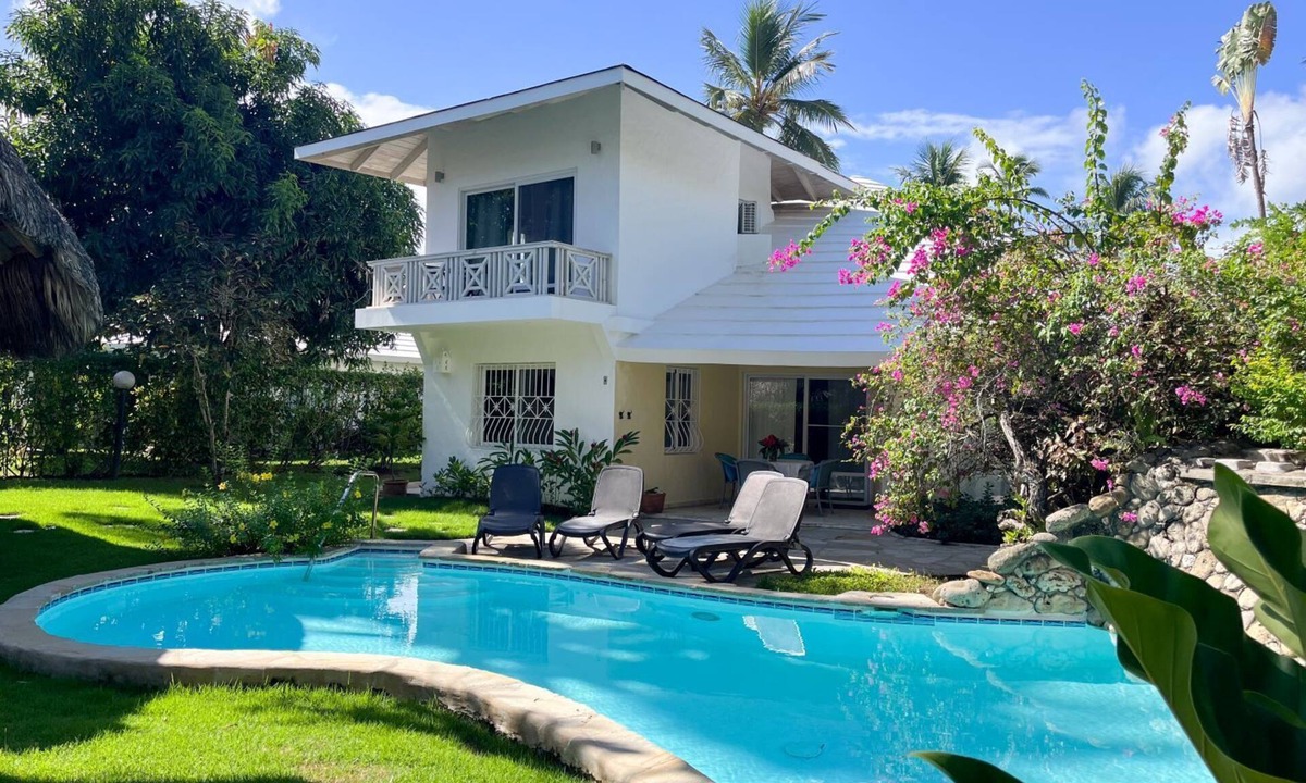 Cabarete Villa | Charming oceanfront 3 BR villa in Cabarete Center