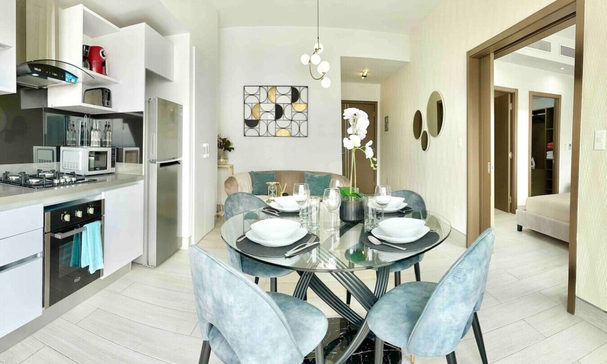 Sarasota Apartment | Cozy 1BR Apt, Full AC, Pool, Spectacular Rooftop Terrace, Great City Views