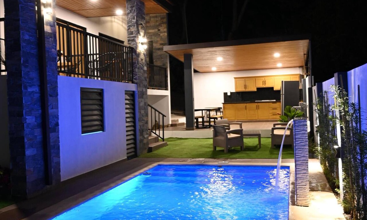 Pinar Quemado Cabin | Cozy 3-bedroom cabin in charming Jarabacoa with AC