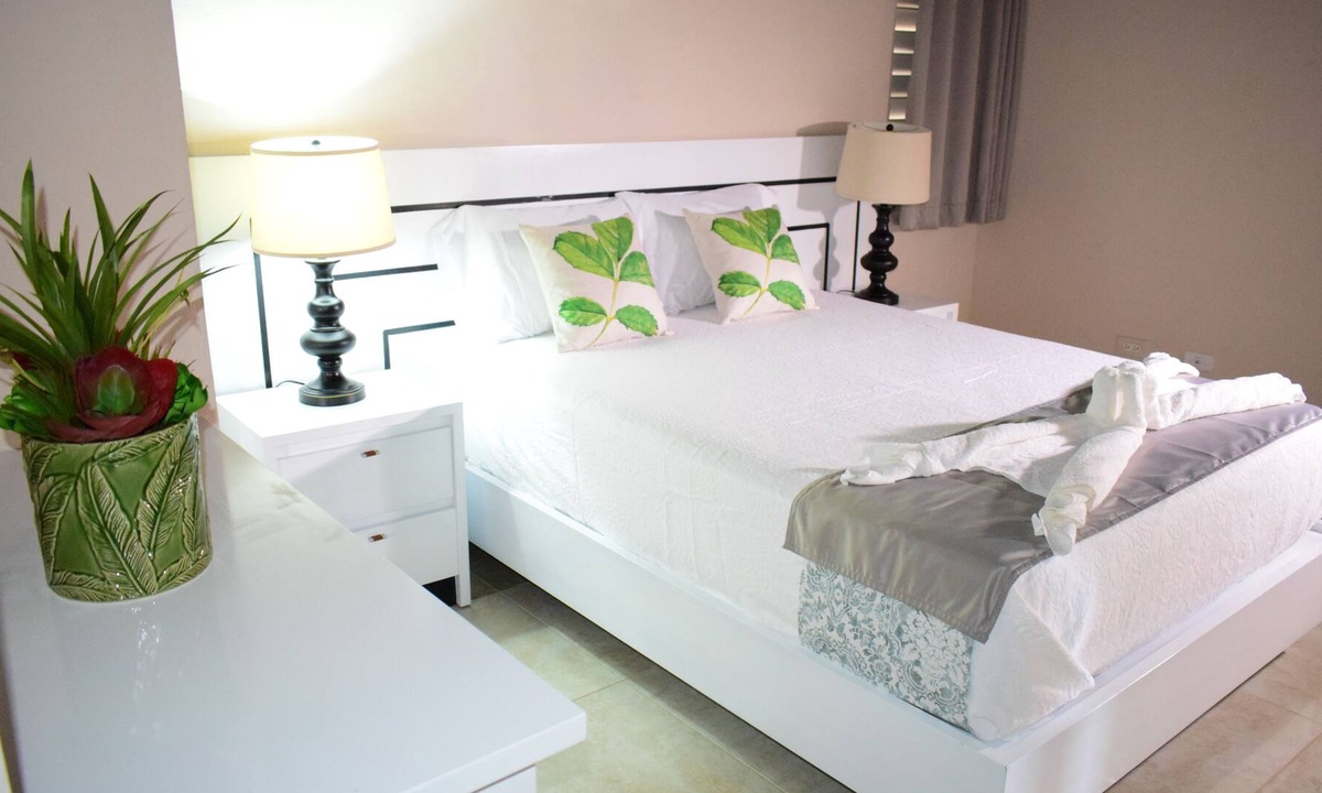 Monte Cristi Hotel | Don Gaspar Hotel Restaurant Inn