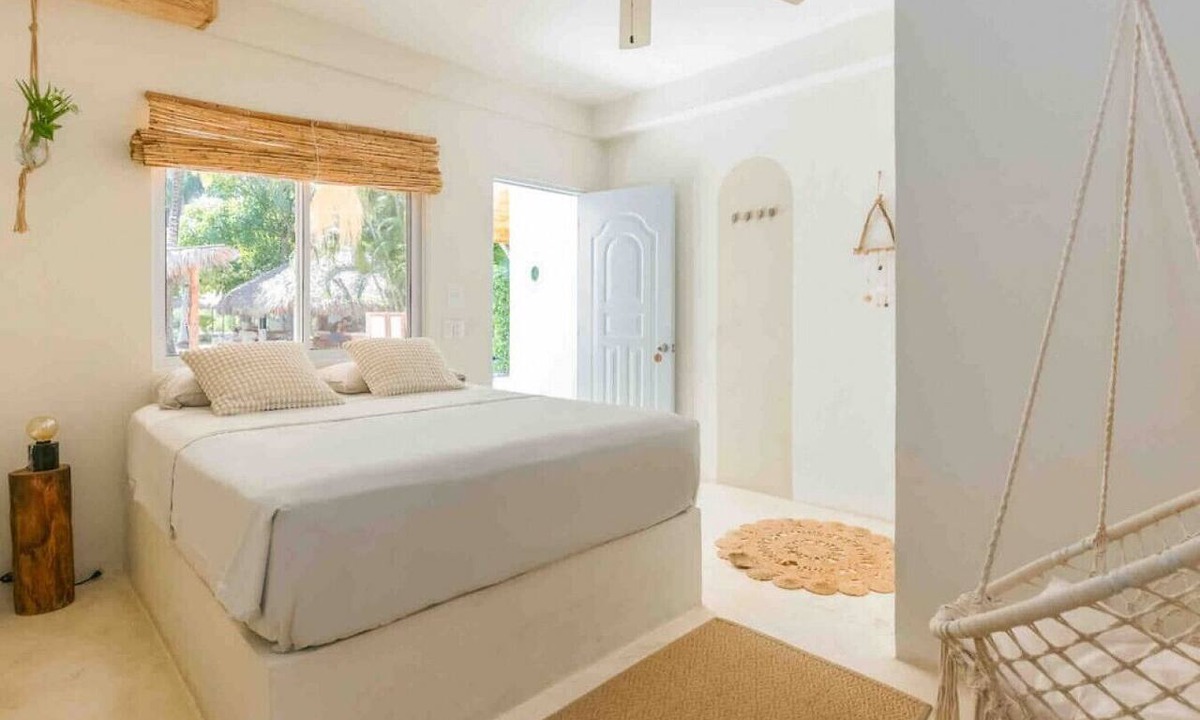 Cabarete Villa | Dreamer Economy Room · Queen Bed · Lagoon Access · Breakfast Included