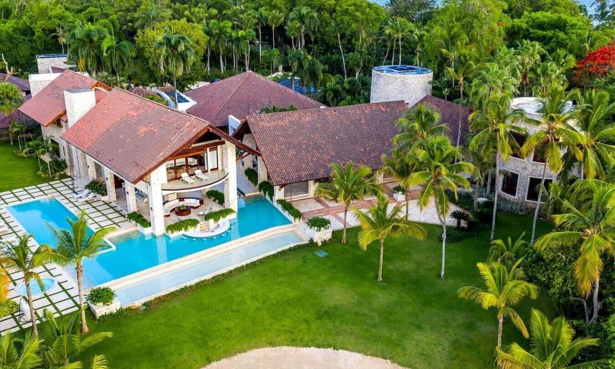 Casa de Campo Villa | Exclusive Villa | Private Beach | Unique Views