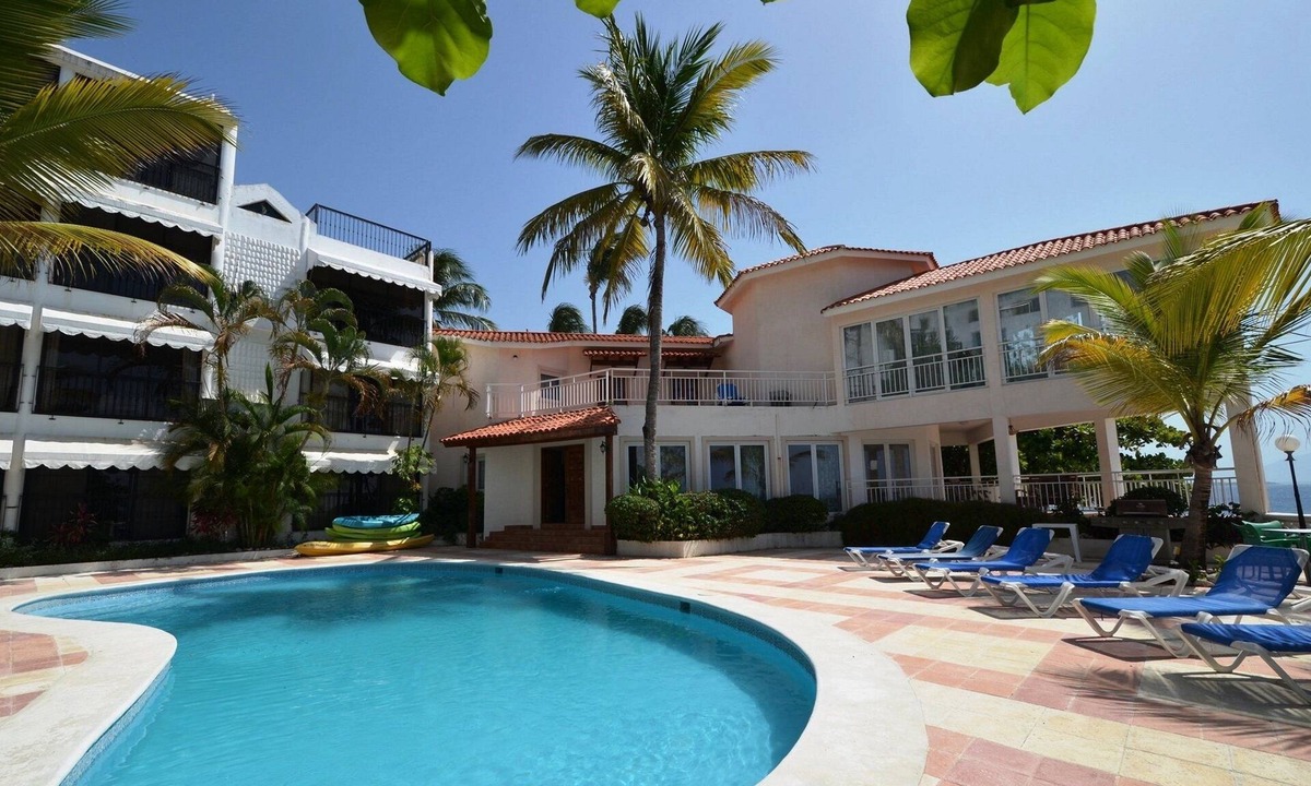 El Batey Hotel | Hotel room in beachfront residence near everything, Wi-Fi, Cable TV, A/C