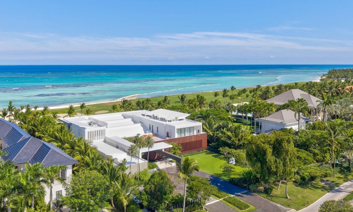Punta Cana Villa | Las Ondas - Ocean view Architectural Masterpiece