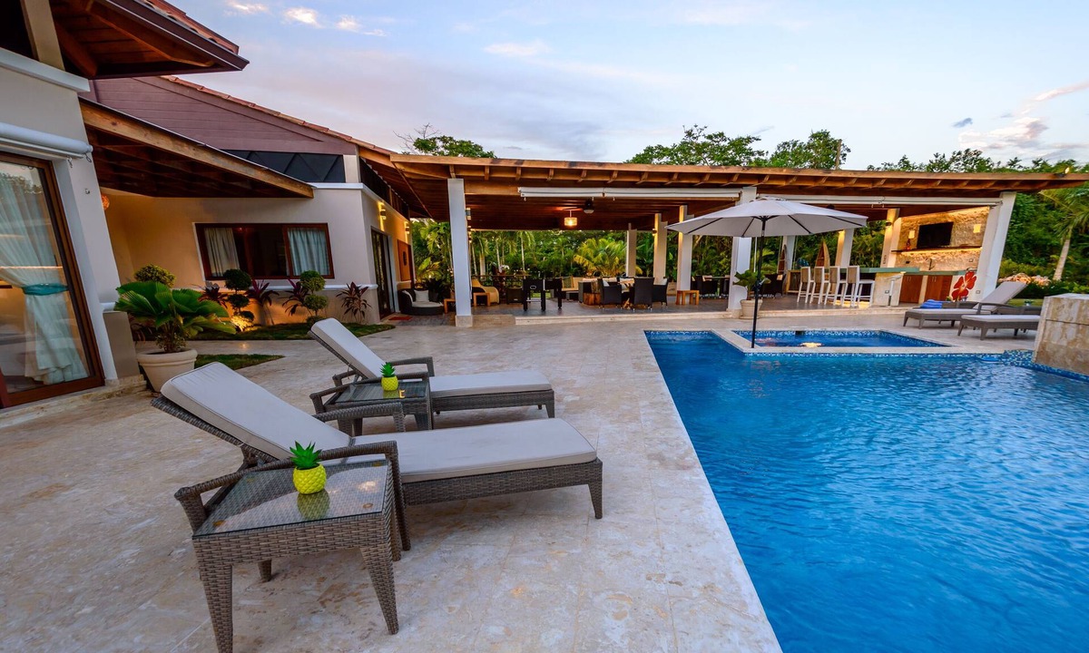 Las Piedras Villa | Luxurious 5-bdr villa at Casa de Campo