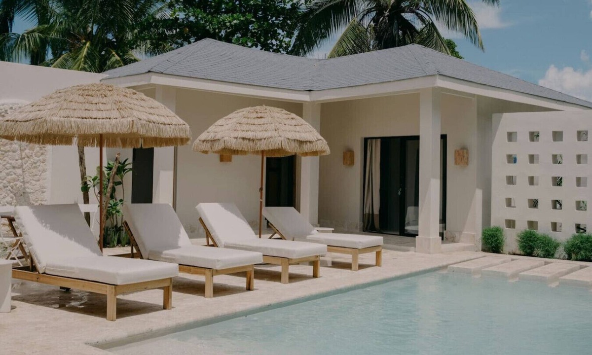 Las Terrenas House | Luxury 7BR Compound | Pool, 2 Jacuzzis, Pickleball