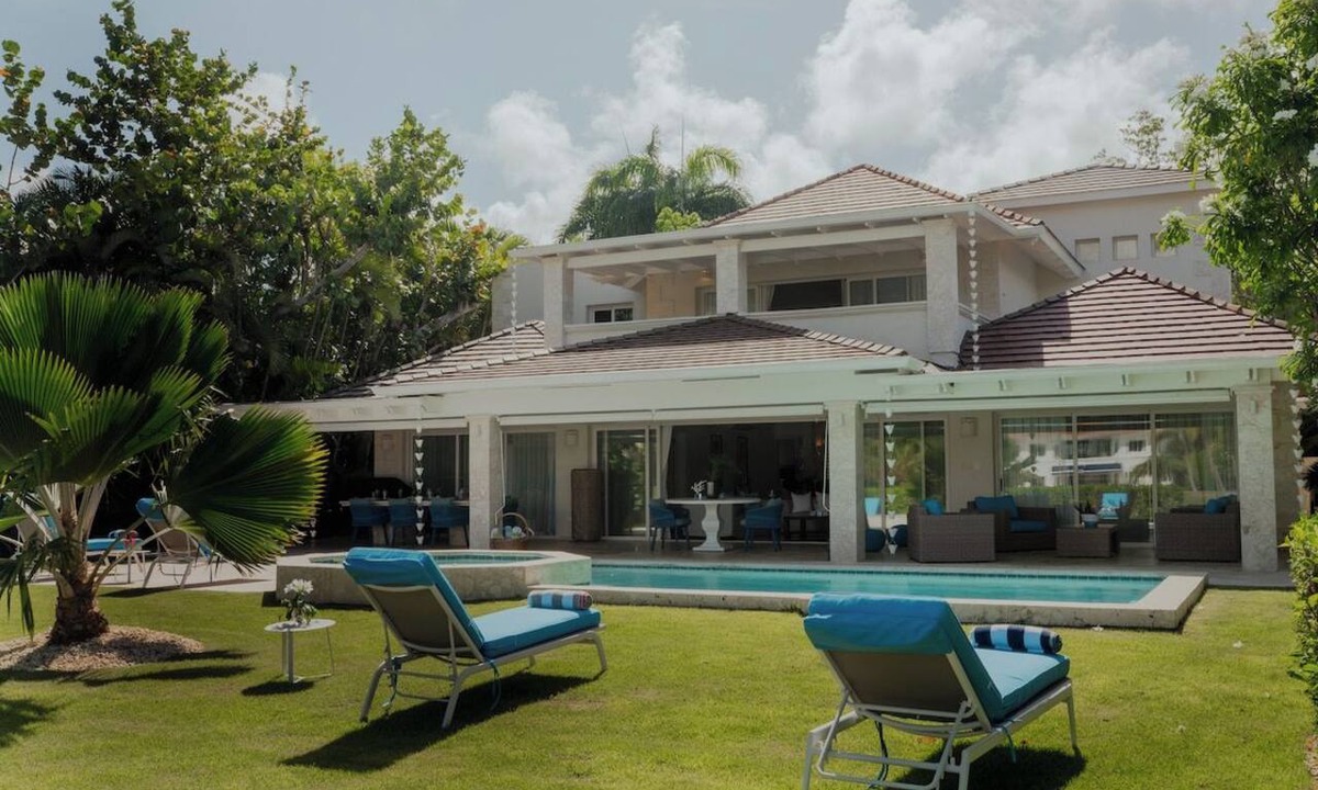 Punta Cana Villa | Luxury Golf Villa in Exclusive Punta Cana Resort