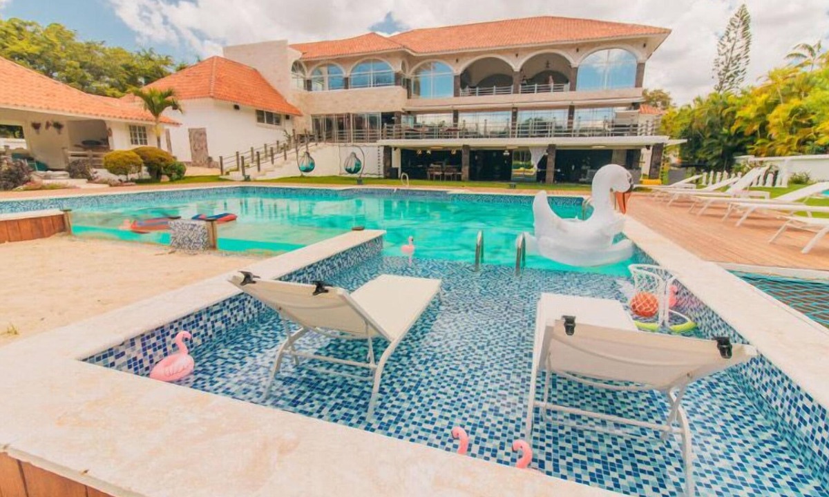 Casa de Campo Villa | Luxury Villa in Casa de Campo: Villa Barranca Este with Pool, Gymnasium