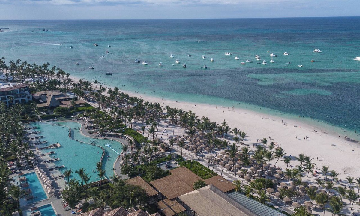 Playa Bibijagua House | Modern 2-Bedroom Apartment in Bibijagua | Enjoy the Beach Just Steps Away