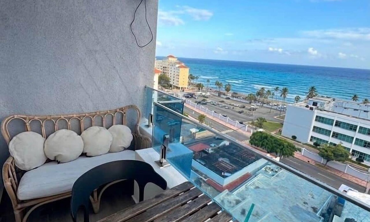 Ciudad Universitaria Apartment | Ocean View | Central SD | Rooftop Plunge Pool