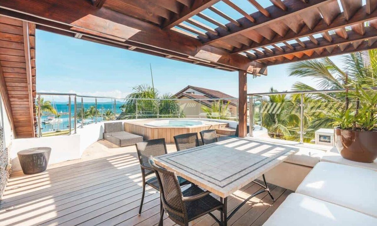 Sanchez Apartment | Penthouse w jacuzzi and ocean view Puerto Bahia