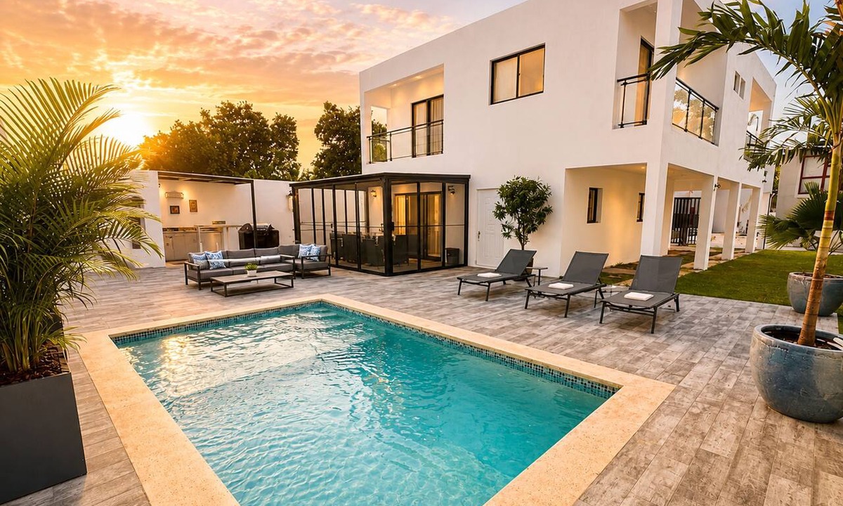 Bavaro Villa | Private Pool Villa 3BR | Gated, 10 Min Downtown