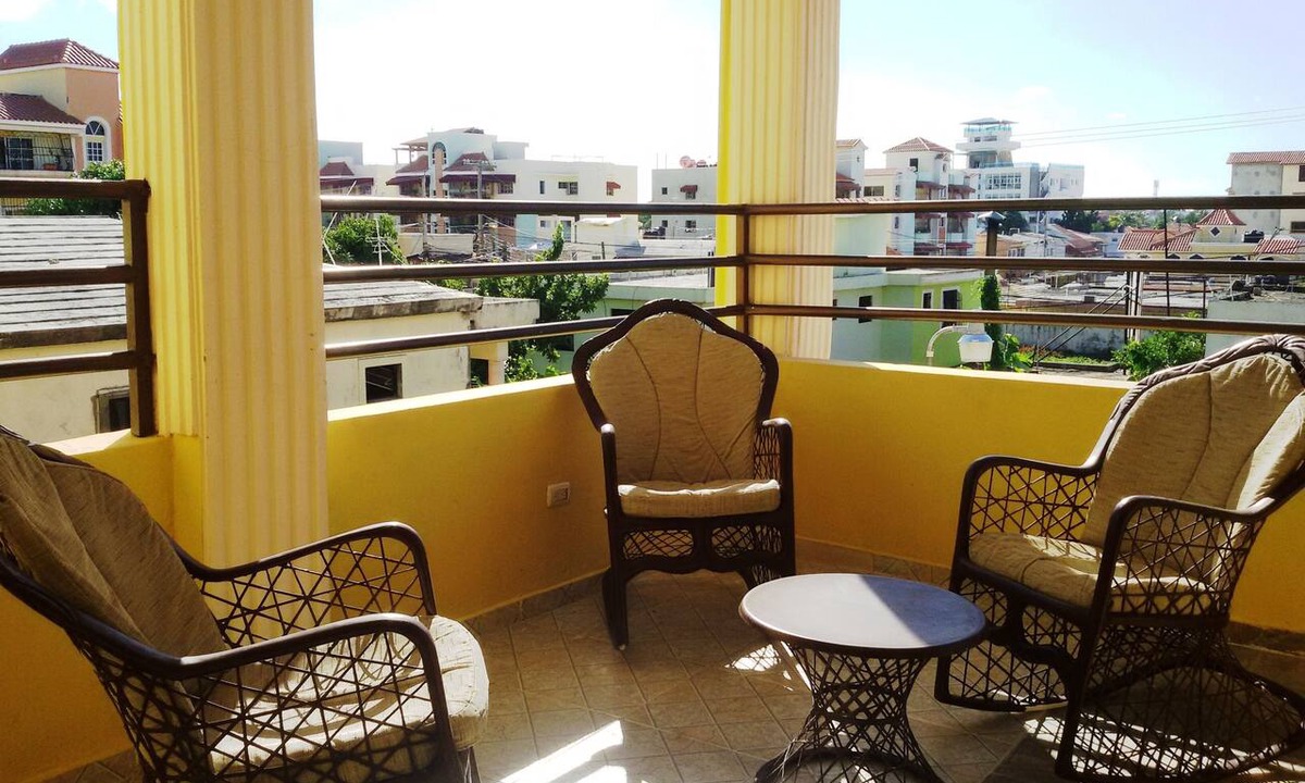 Corales del Sur Apartment | Spacious Apartment with 3 Single Beds Near SDQ Airport Free Wi-Fi & Parking