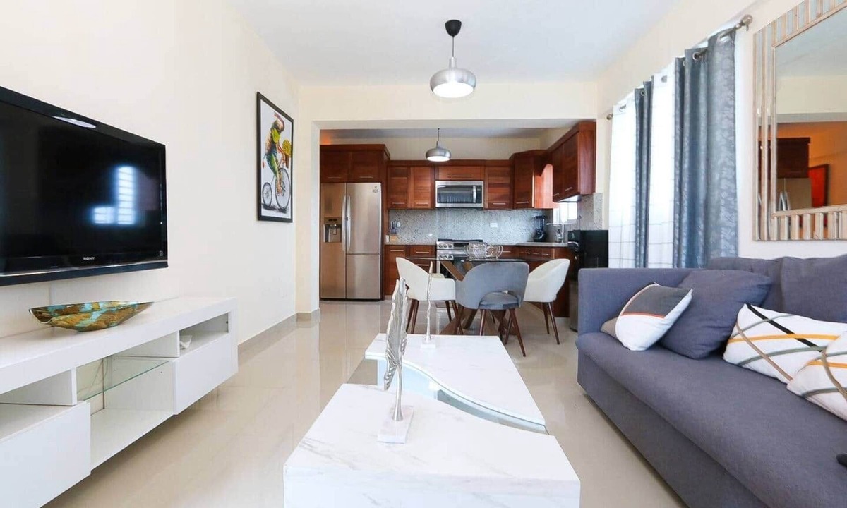 San Cristobal Apartment | STUNNING 2-BR 2-BATH APT W/AC GARAGE & ROOF TOP