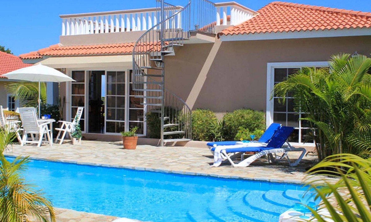 Urbanizacion Tavarez Villa | The hell with cold weather!