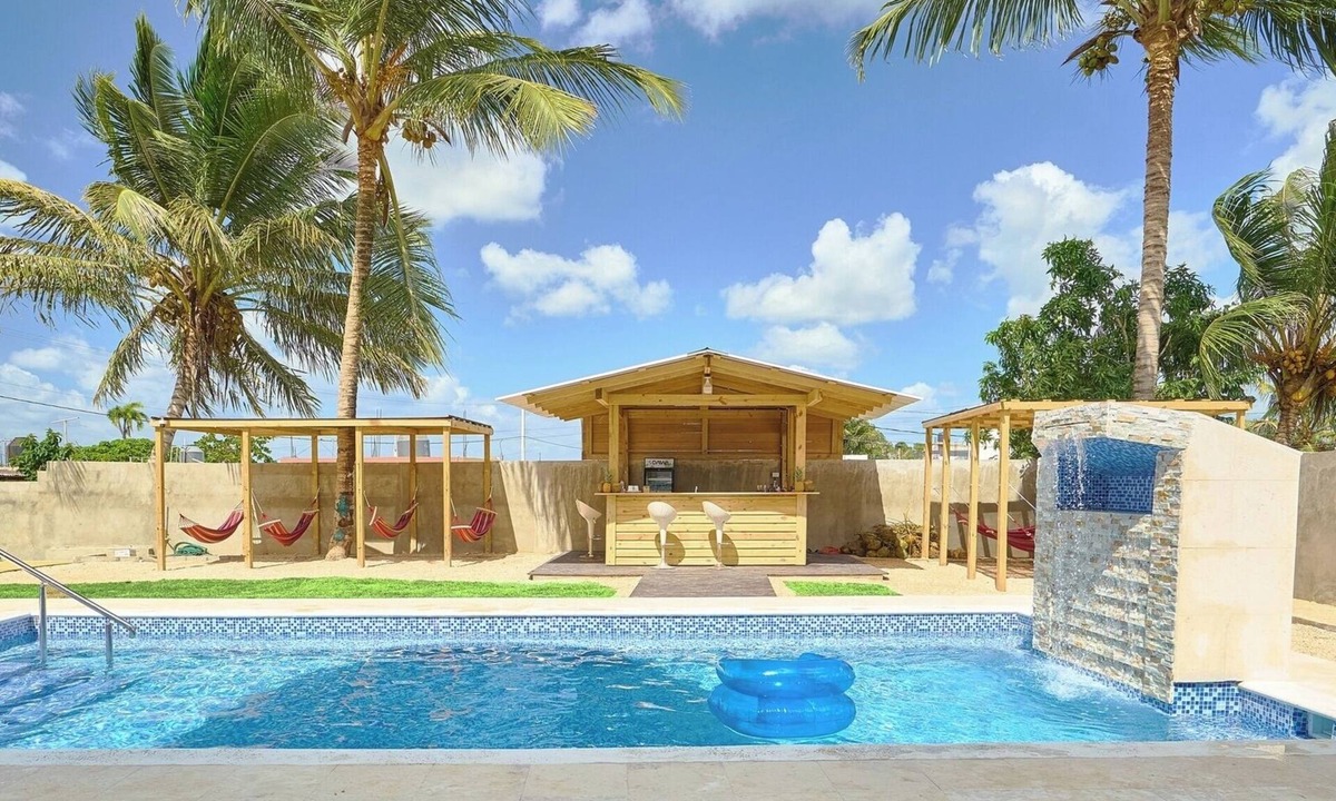 Higuey Hotel | The Patio Hotel #2 15 minutes from Macao Beach