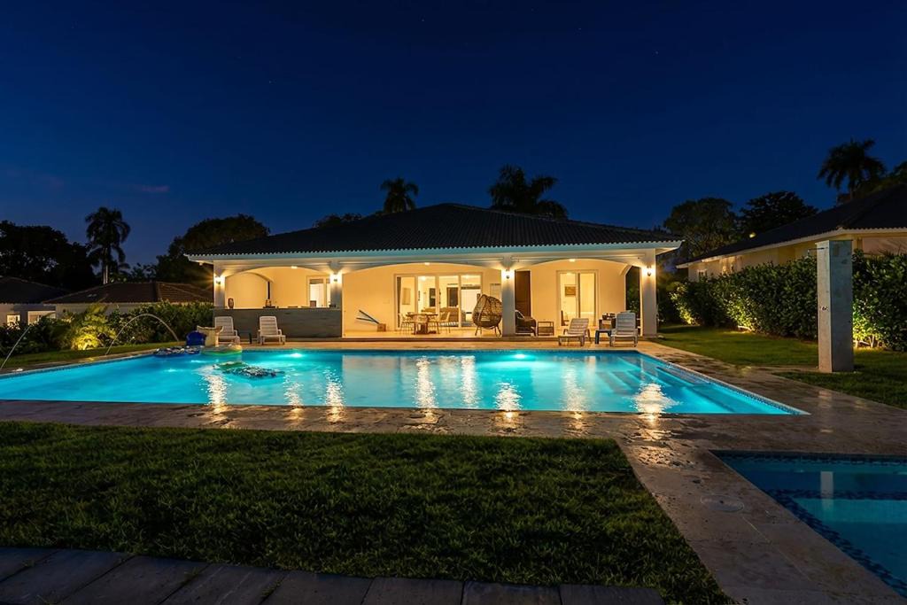 El Batey Villa | Villa de Dios - Residencial Hispaniola!