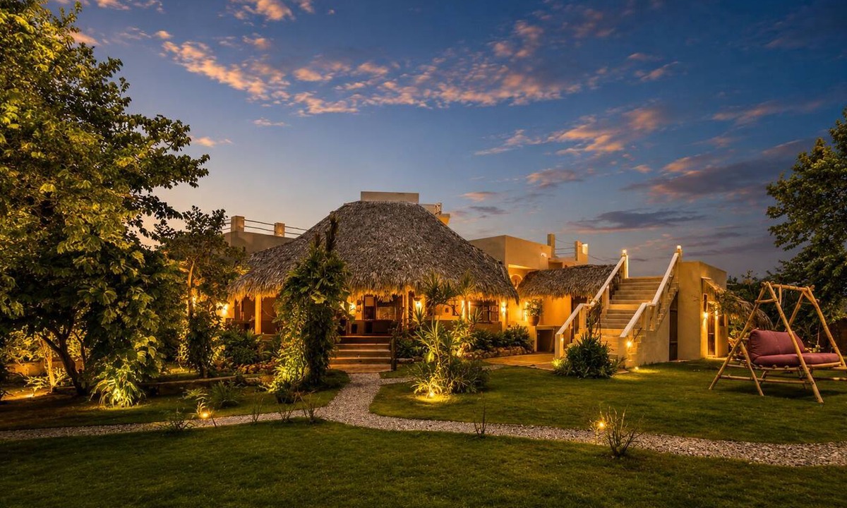 Las Galeras Villa | Villa Playita with Ocean View, Sleeps 12, 2 Minutes from the Beach