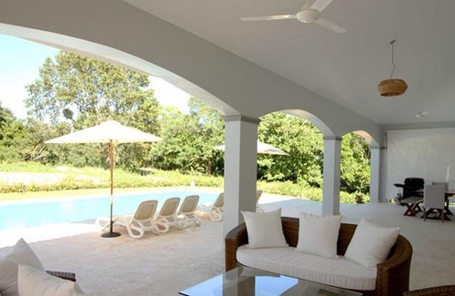 Urbanizacion Tavarez Villa | 4BD guest-friendly villa, 5 TVs, fast internet, AC also in living room, near all