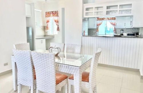 Residencial ROMANA Apartment | 2-bedroom apartment, close to the beach, Romana Airport, and Altos de Chavón.