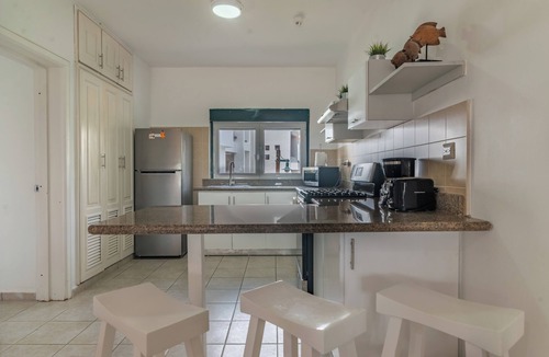 El Cortecito Apartment | 3-bedroom beachfront apartment in Stanza Mare