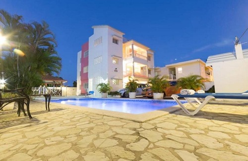 La Esplanada Apartment | 3BD/2BTH near main Sosua supermarket. Quiet residence with pool/TV/BBQ/Wi-Fi