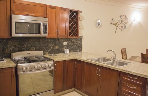 La Mulata Villa | 3BD 3BTH guest-friendly villa with pool in gated residence. Free shuttle bus!