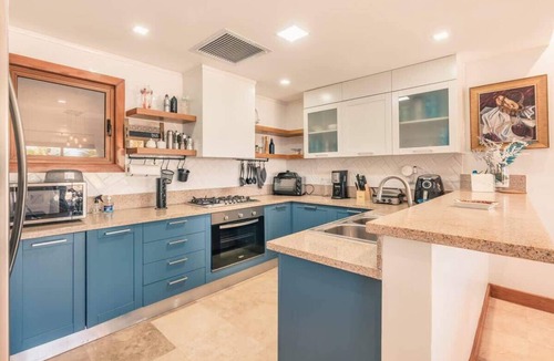 Sanchez Villa | 3BR villa 10 guests Amazing views and pool