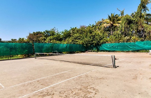 Urbanizacion Tavarez Villa | 4BD Villa with private pool, kids playground, tennis/basket courts, soccer field