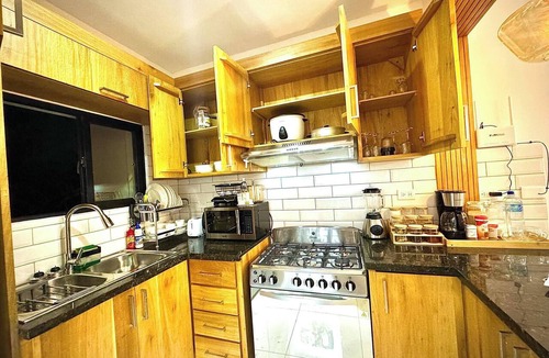 La Vega Apartment | 4tv Netflix wifi hot water air conditioning