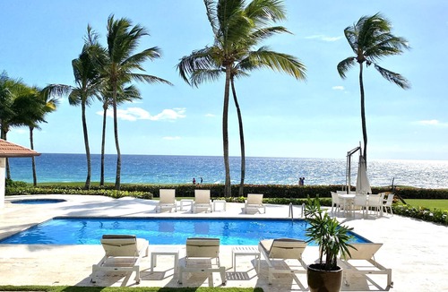 Casa de Campo House | 6 Bdrm Oceanfront, Pool,Jacuzzi 25% discount last minute for Sept & Oct 2026.