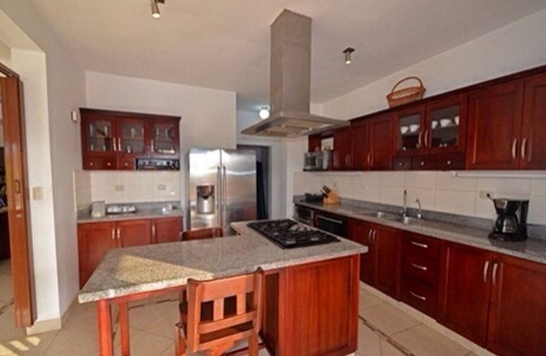Sosua Villa | 7BD guest-friendly villa in beachfront resort, private pool, sports courts!