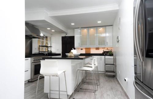 Santo Domingo Apartment | 8 Bedrooms Penthouse Jacuzzi & Private Terrace