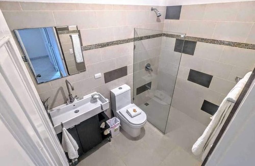 La Mulata House | Ace Holiday Room w. Private Bath in Colonial Villa