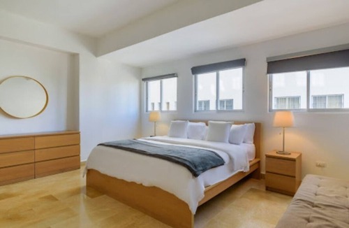 Downtown Santo Domingo Apartment | Apartment in Piantini Sleeps 12