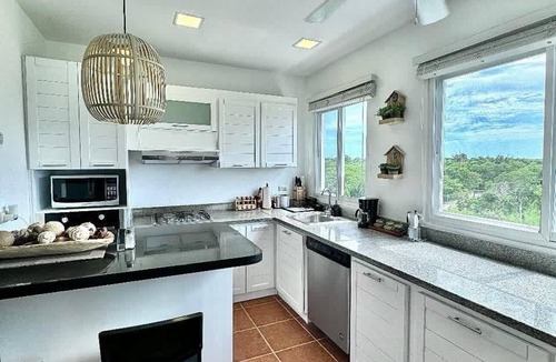 Playa Bibijagua Condo | Apartment w/balcony + Pool | Playa Bibijagua