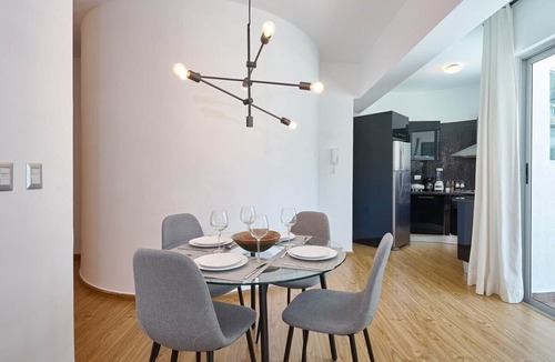 Downtown Santo Domingo House | Armonia Piantini, A/C, Wifi, Smart tv-YellowKey