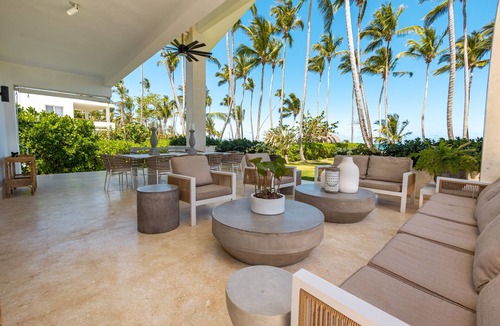 Las Terrenas Ski Chalet | BEACH FRONT VILLA - for 12 guests 4 rooms. Fully equiped