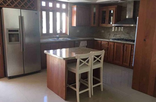 Sosua Villa | Beach Villa steps from water, 6 bedrooms, Pool, Jacuzzi, BBQ, Snooker
